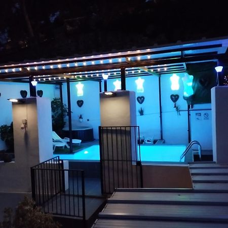 Pinar Suites Habitaciones Torremolinos Exterior foto
