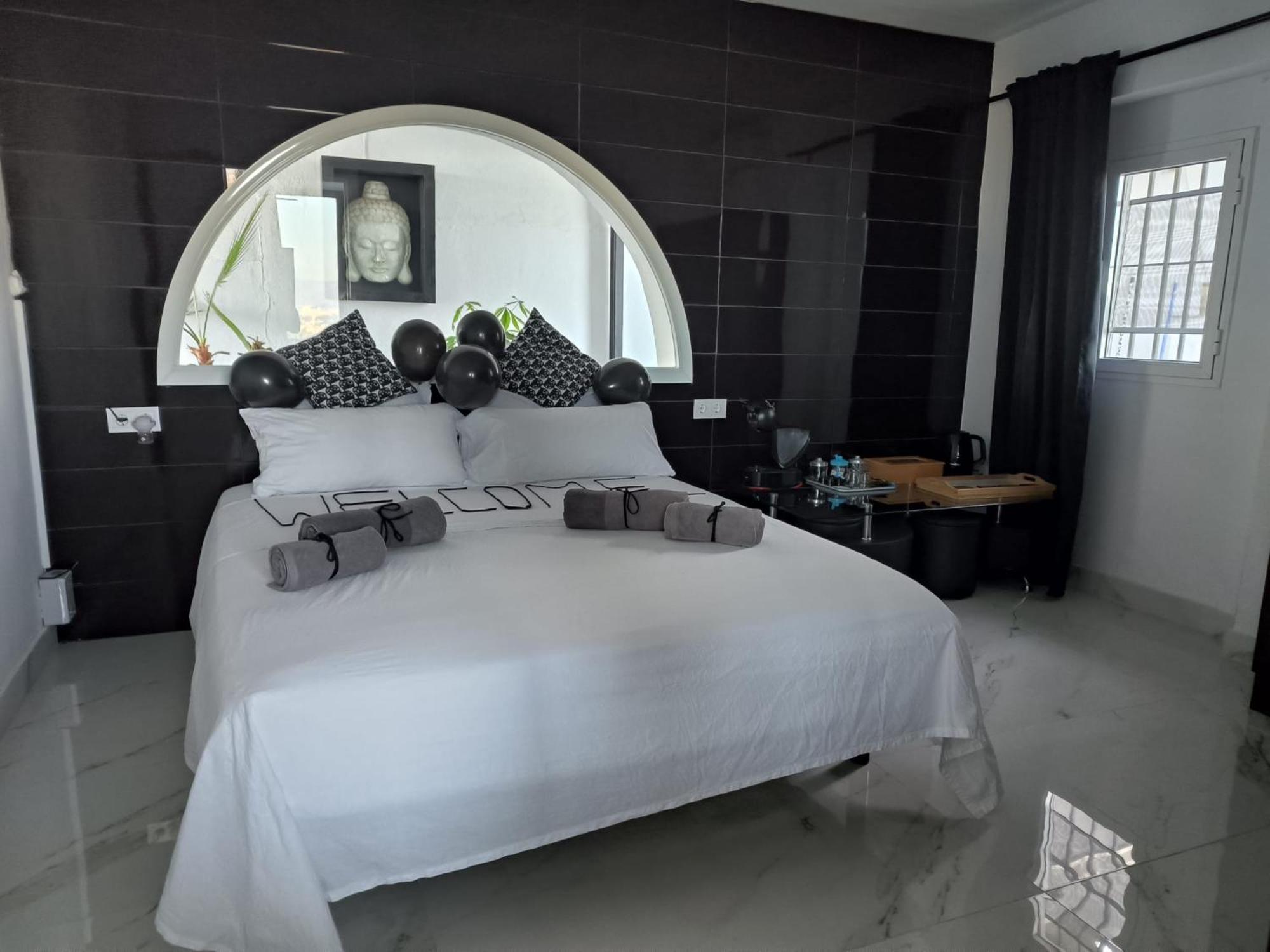 Pinar Suites Habitaciones Torremolinos Exterior foto